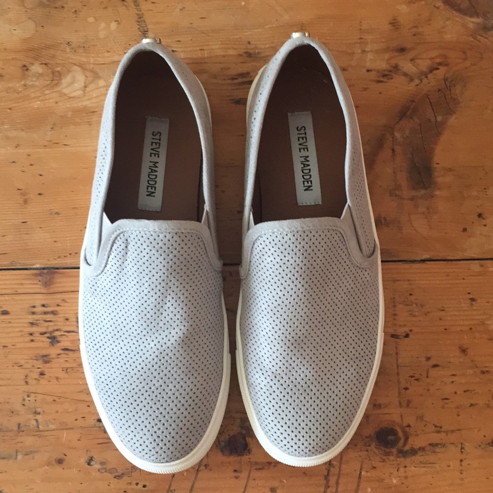 Steve Madden grey slip ons